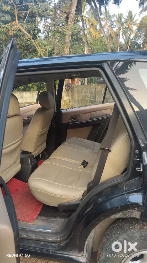 Very Good Condition Tata Aria Car