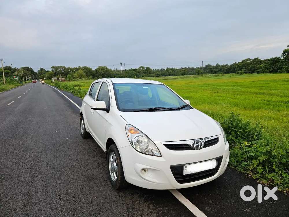 Hyundai I20 Sportz 1.2 Petrol  2011  2nd Owner  70k Km