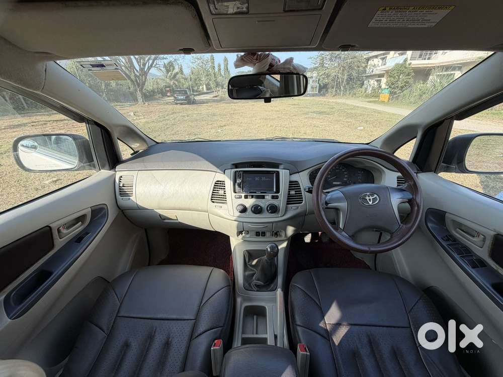 Toyota Innova 2.5 G (diesel) 7 Seater Bs Iv, 2015, Diesel