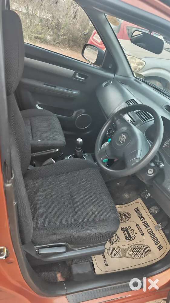 Maruti Suzuki Swift 2005 Petrol 99850 Km Driven