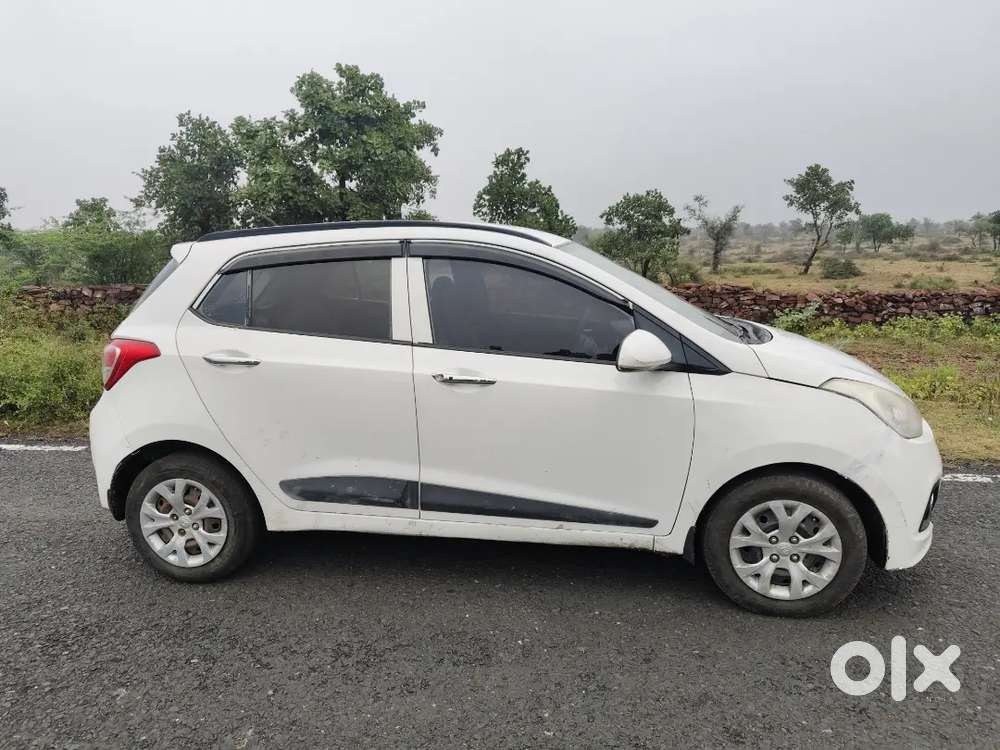 Hyundai Grand I10 Sportz Diesel 2015