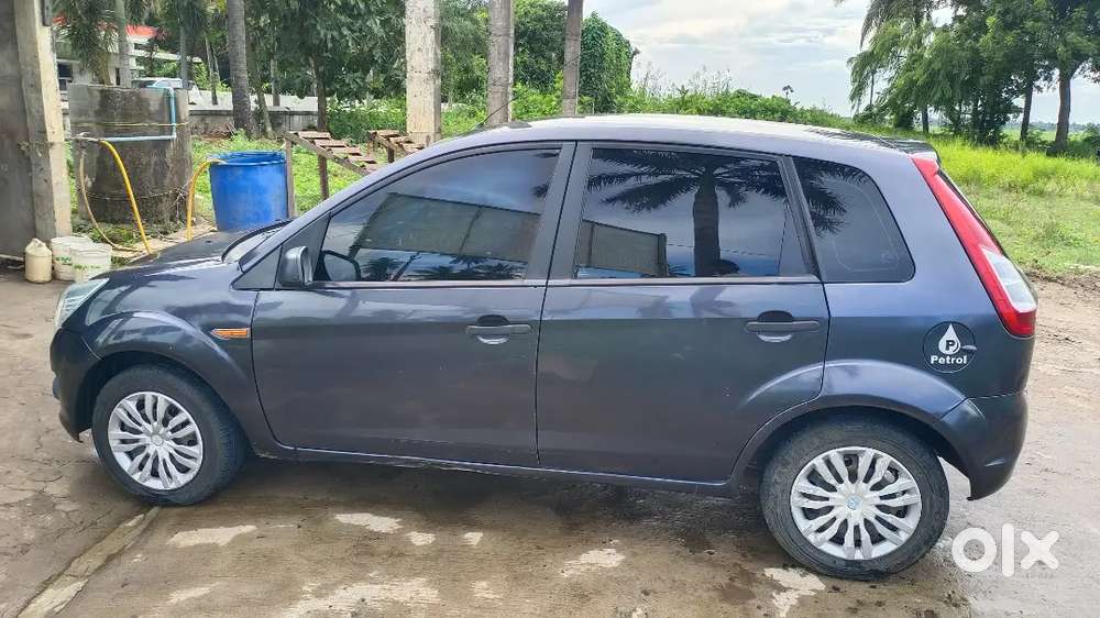 Ford Figo 2014 Petrol 99999 Km Driven