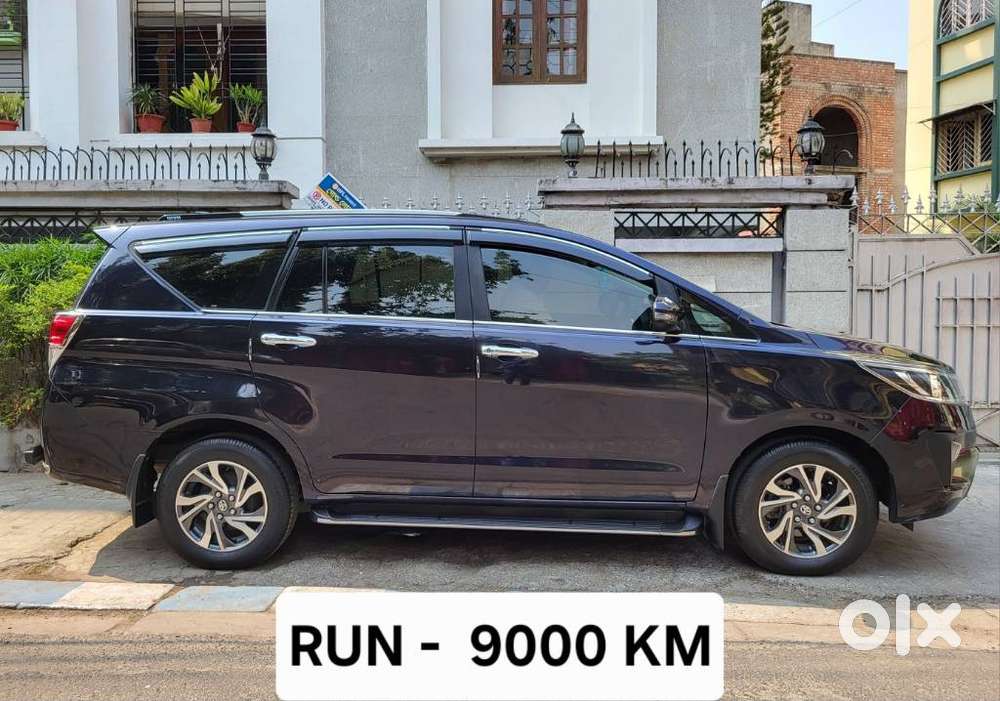 Toyota Innova Crysta [2020-ongoing] 2.4 Gx 8 Str, 2022, Diesel