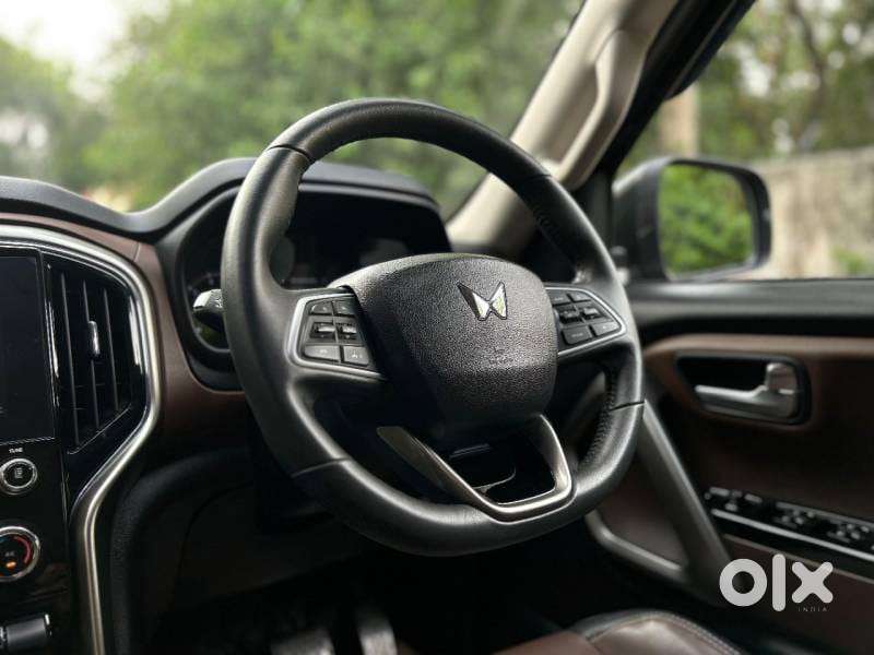 Mahindra Scorpio-n 2.0 Z8 Petrol At 7 Str, 2024, Petrol