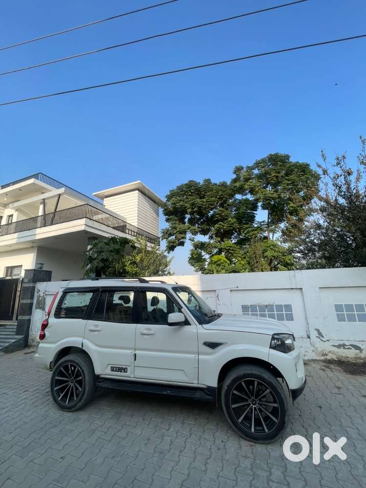 Mahindra Scorpio Diesel 2016