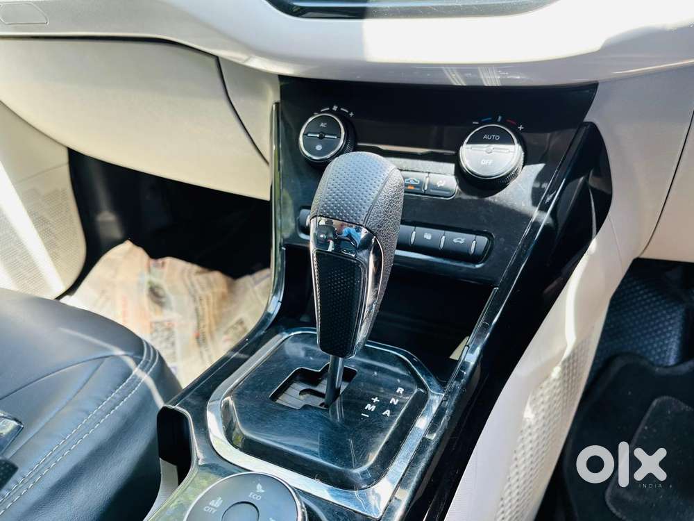 Tata Nexon 1.2 Revotron Xza Plus, 2022, Petrol