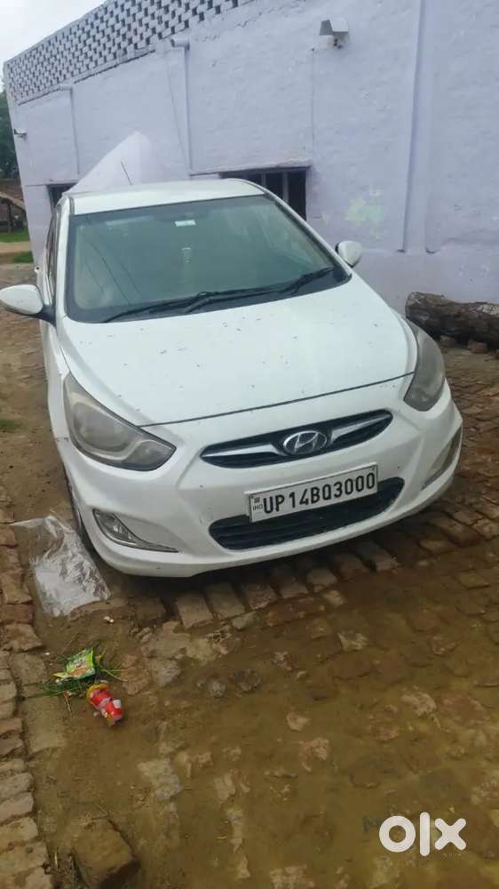 Hyundai Fluidic Verna Crdi 2012