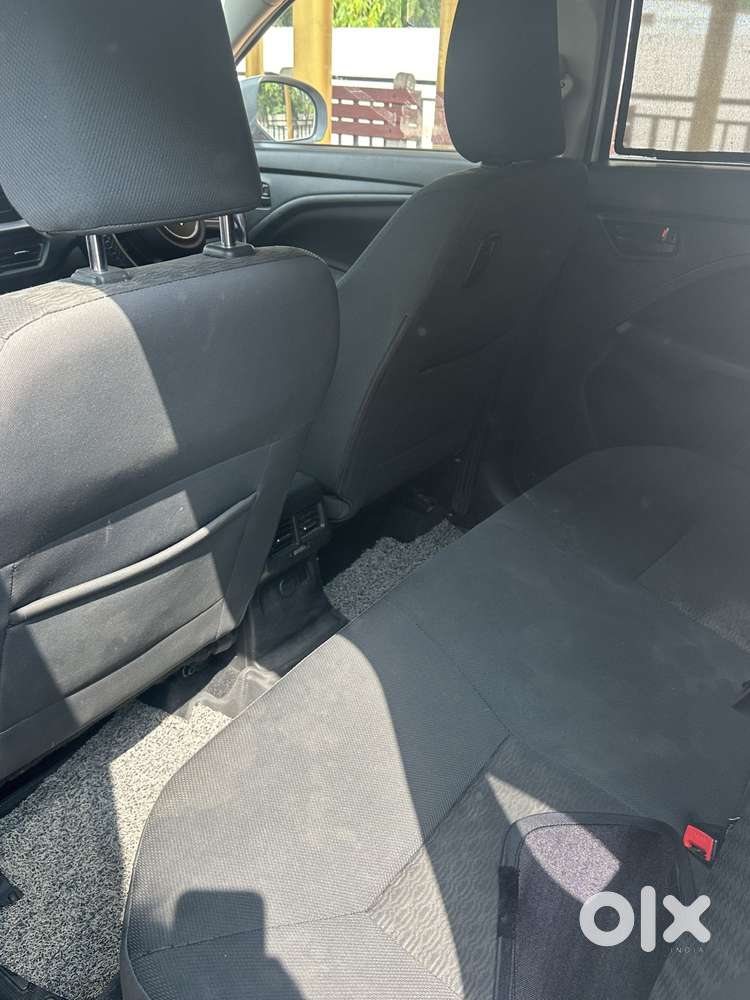 Maruti Suzuki Brezza 1.5 Vxi Smart Hybrid, 2023, Petrol