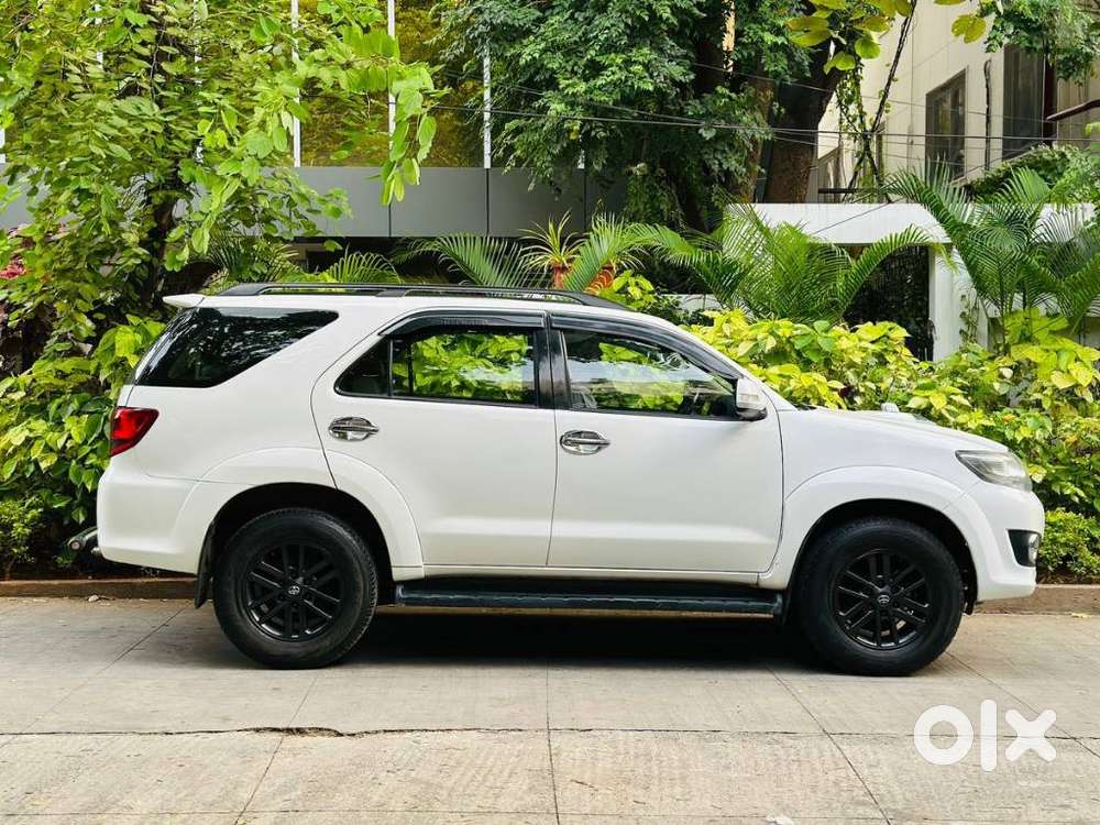 Toyota Fortuner 3.0 4x4 Manual, 2014