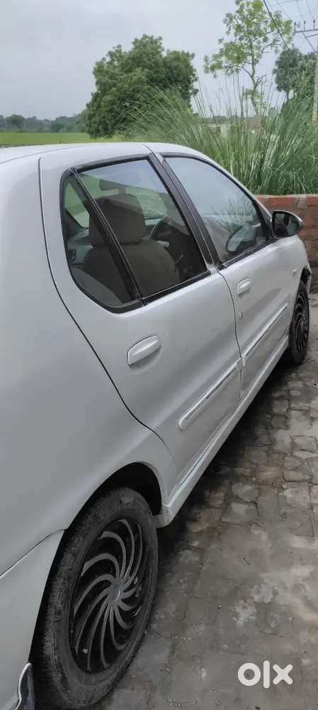 Tata Indigo Cs Le 2011