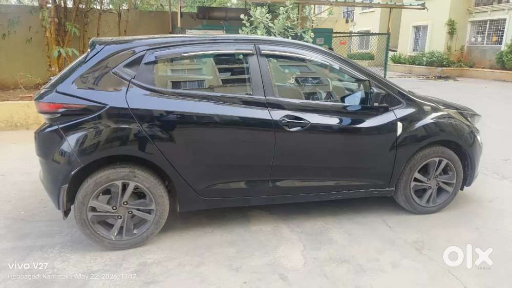 Tata Altroz Xz Plus (s), 2023, Petrol