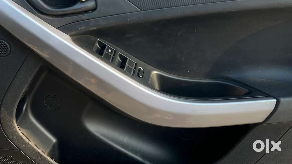 Tata Nexon 1.2 Revotron Xm (s), 2022, Petrol