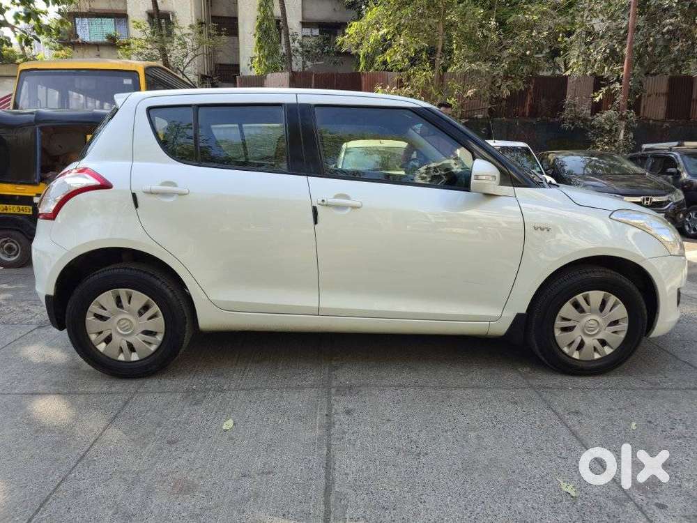 Maruti Suzuki Swift Vxi + Manual, 2012, Petrol