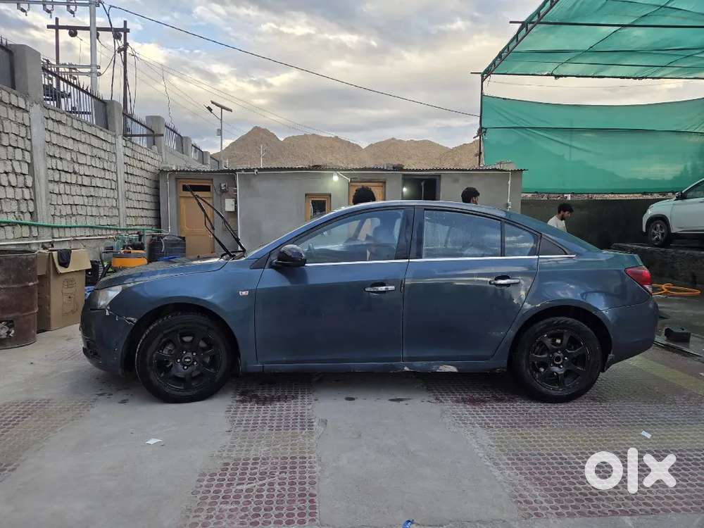 Chevrolet Cruze Diesel 2010 Year