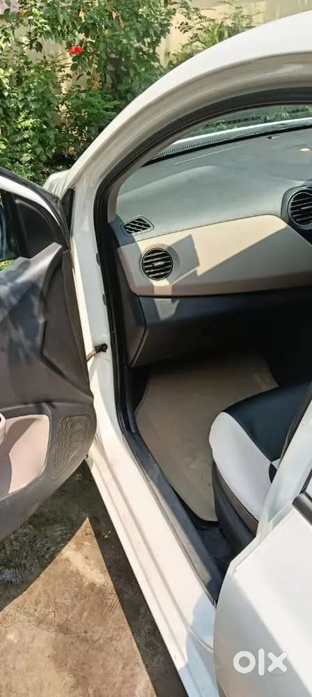 Hyundai Grand I10 2016 Petrol 29000 Km Driven