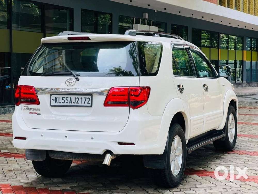 Toyota Fortuner 3.0 4x2 Mt, 2009, Diesel