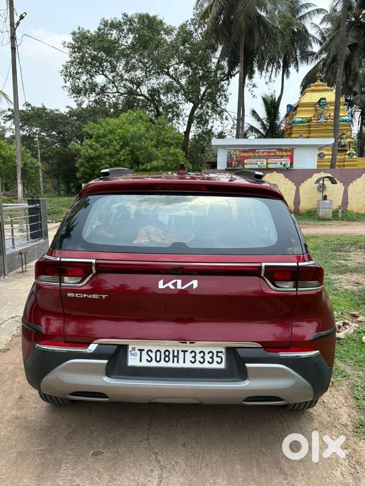 Kia Sonet Petrol October 2021