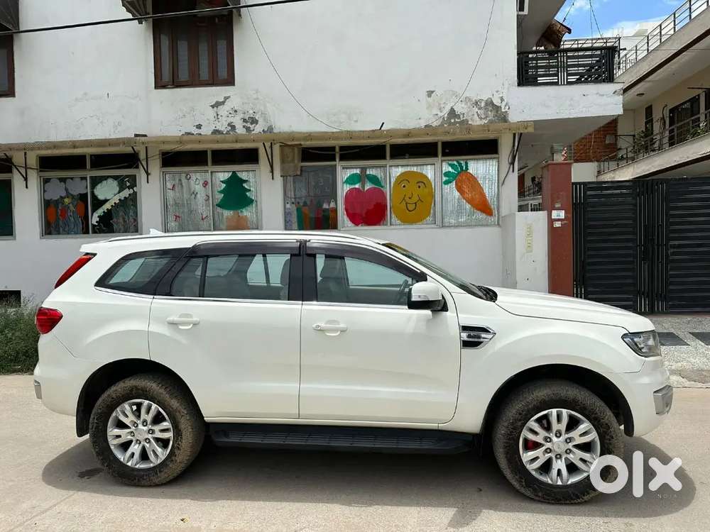 Ford Endeavor 2.2l Automatic 4x2 Trend Line