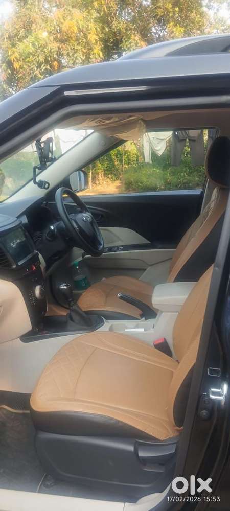 Mahindra Xuv300 W6, 2023, Petrol