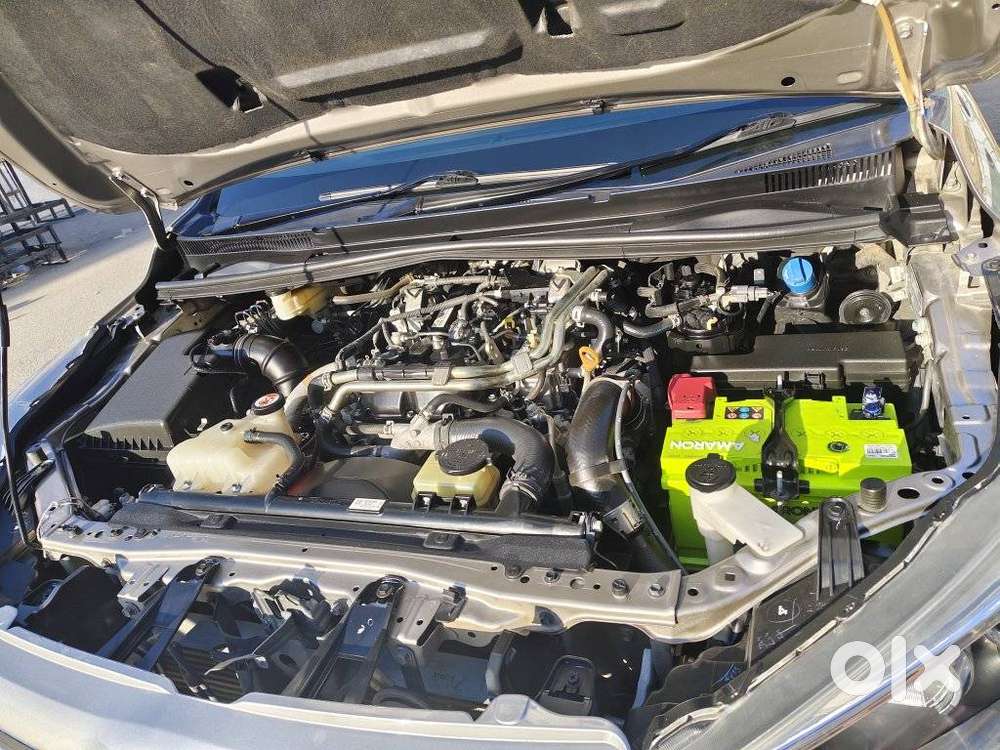 Toyota Innova Crysta [2020-ongoing] 2.4 Vx 8 Str, 2020, Diesel
