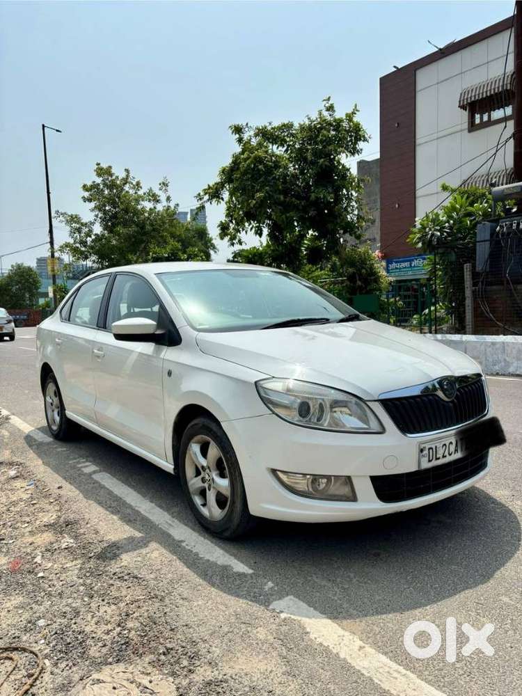 Skoda Rapid 1.6 Mpi Ambition With Alloy Wheel, 2014, Petrol
