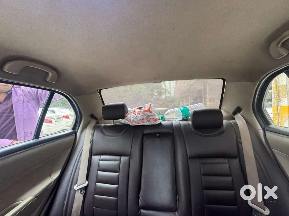 Maruti Suzuki Dzire 1.2 Vxi 2013 Hybrid