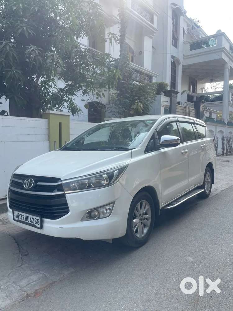 Toyota Innova Crysta 2.4 G Mt 7 Str, 2017, Diesel