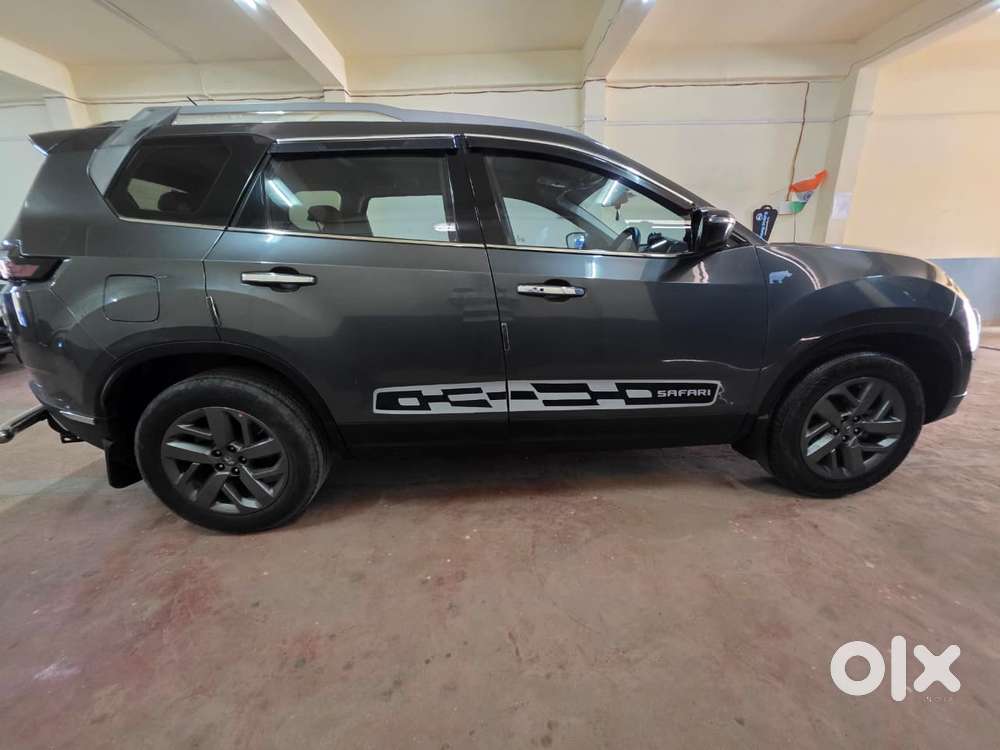 Tata Safari 2.0 Kryotec Xt Plus Dark Edition, 2022, Diesel