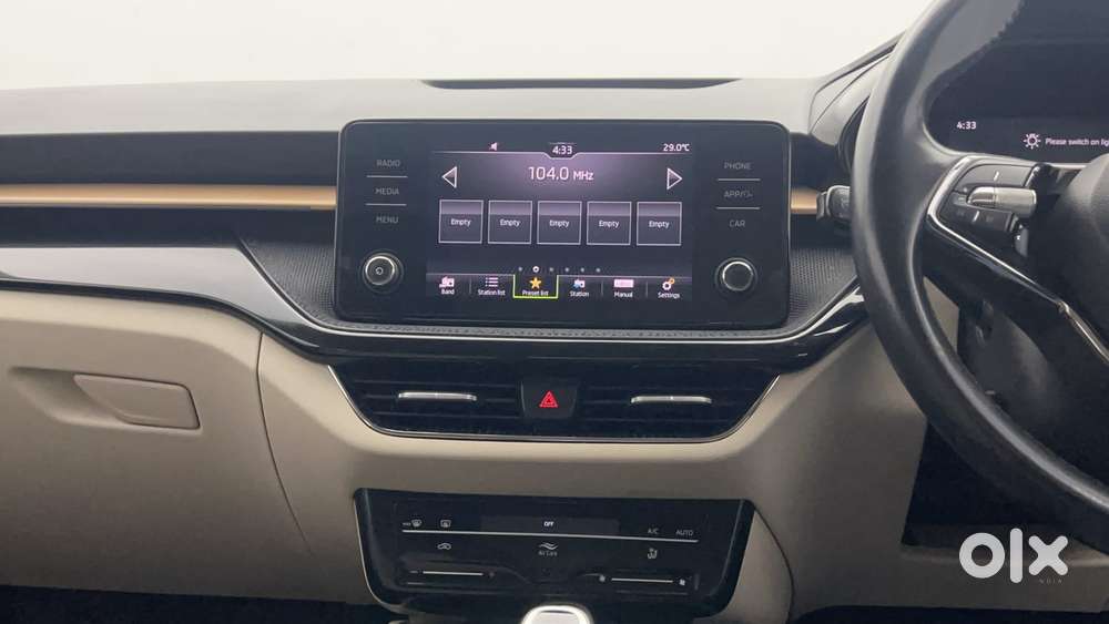 Skoda Slavia Style 1.5l Tsi Dsg, 2022, Petrol