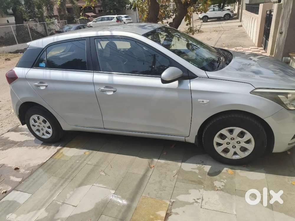 Hyundai I20 2019 Petrol 30000 Km Driven By Lady