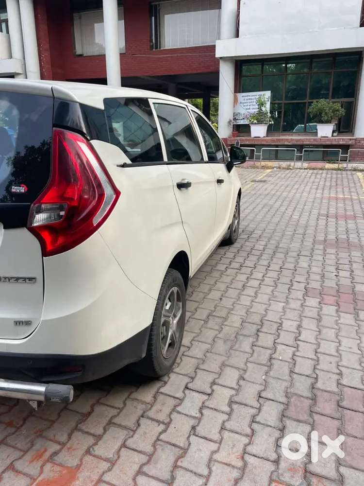Mahindra Marazzo Diesel 2020
