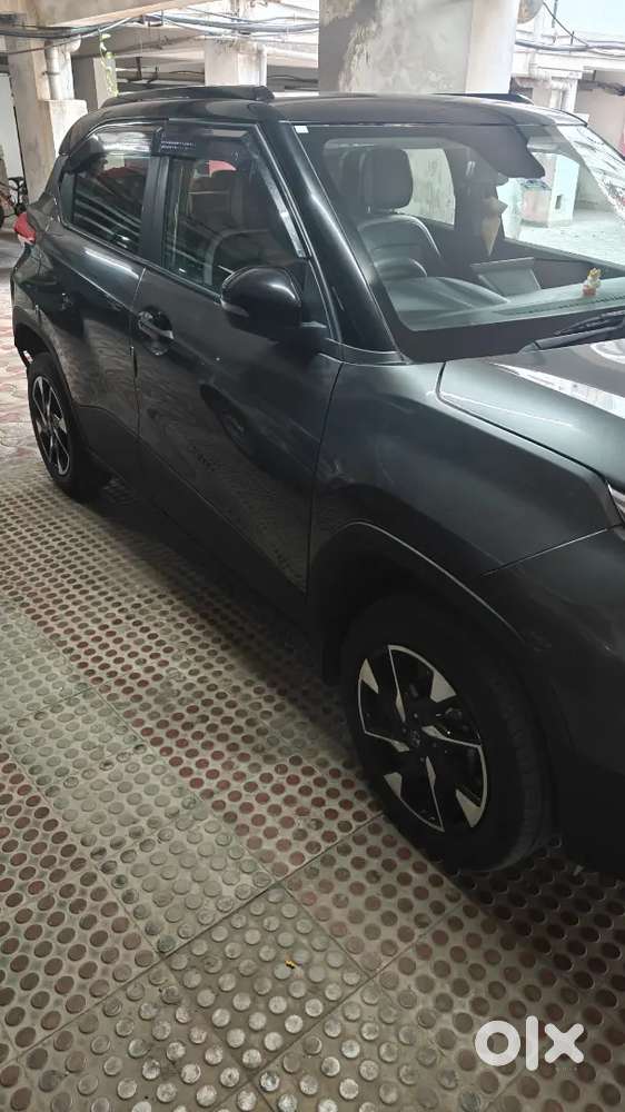 Tata Punch 2025 Petrol Well Maintained