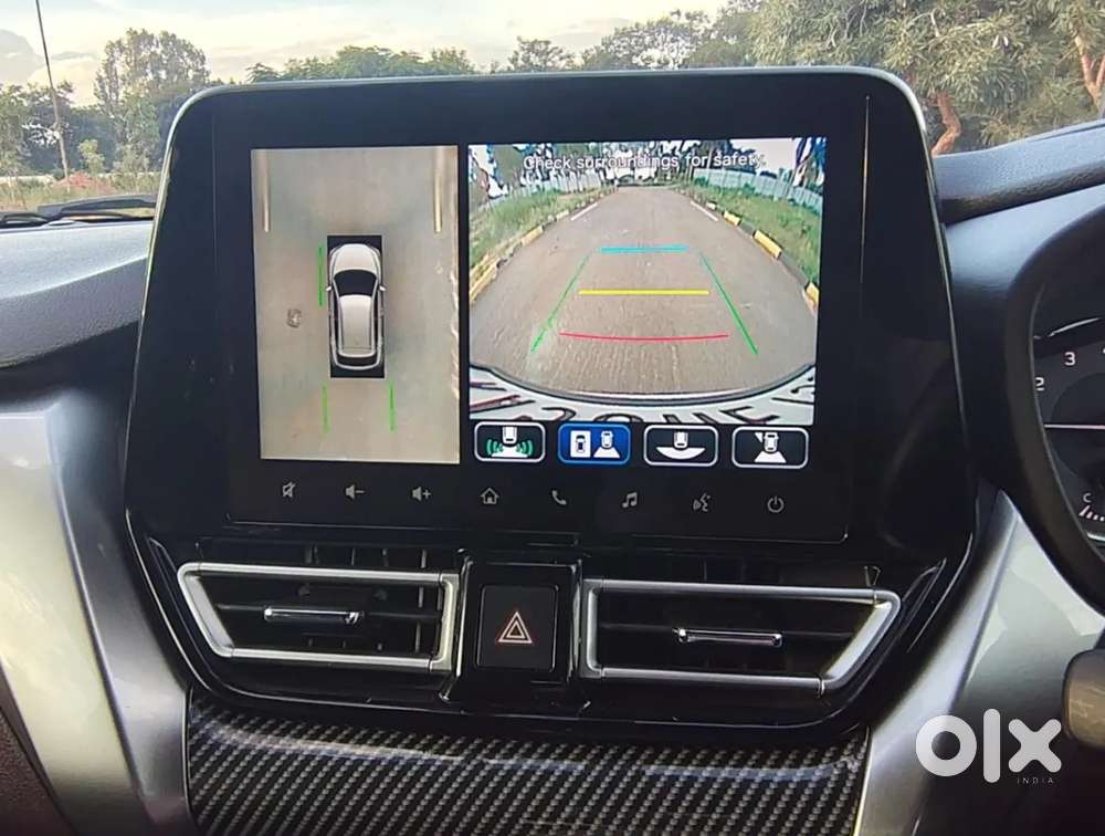 Toyota Urban Cruiser Taisor V 1.0 Petrol At Dual Tone, 2024, Petrol