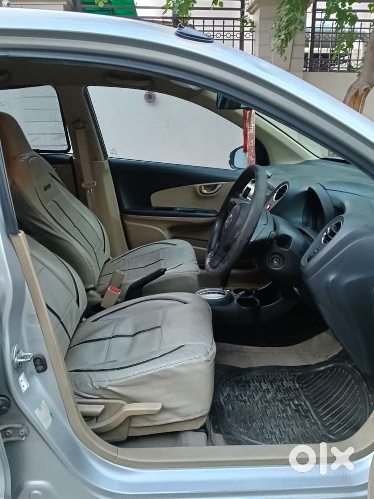 Honda Brio V Mt, 2014, Petrol
