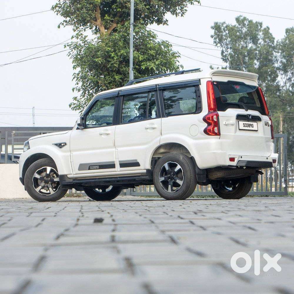 Mahindra Scorpio Classic 2.2 S 11 Mt 7 Str, 2024, Diesel