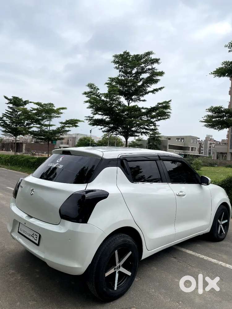 Maruti Suzuki Swift 2021