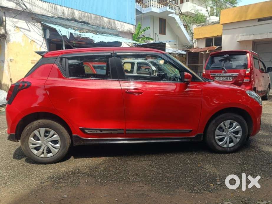 Maruti Suzuki Swift 1.2 Vxi (o), 2023, Petrol