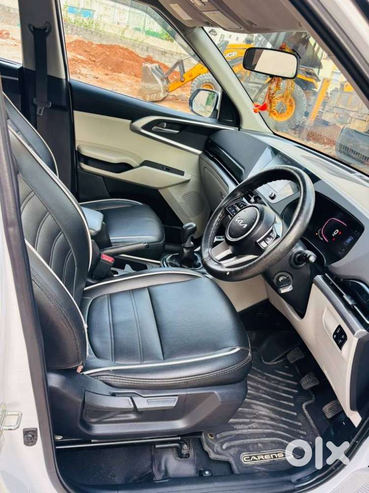 Kia Carens 1.5 Luxury Plus Turbo 7 Str, 2024, Petrol