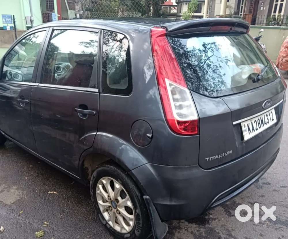 Ford Figo Titanium Diesel 2013