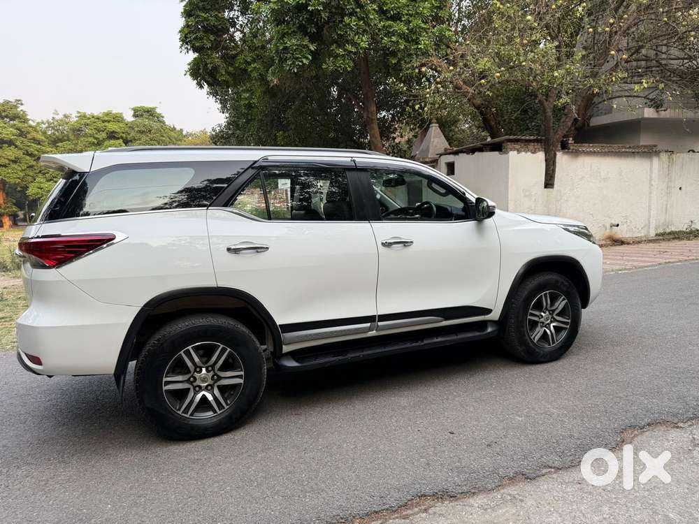 Toyota Fortuner 4x2 At 2.8 Diesel, 2019, Diesel