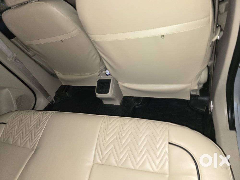 Maruti Suzuki Dzire 1.2 Vxi Amt, 2024, Petrol