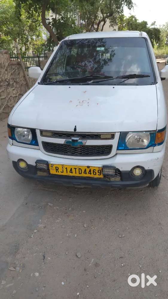 Chevrolet Tavera 2016 Diesel Manual Car