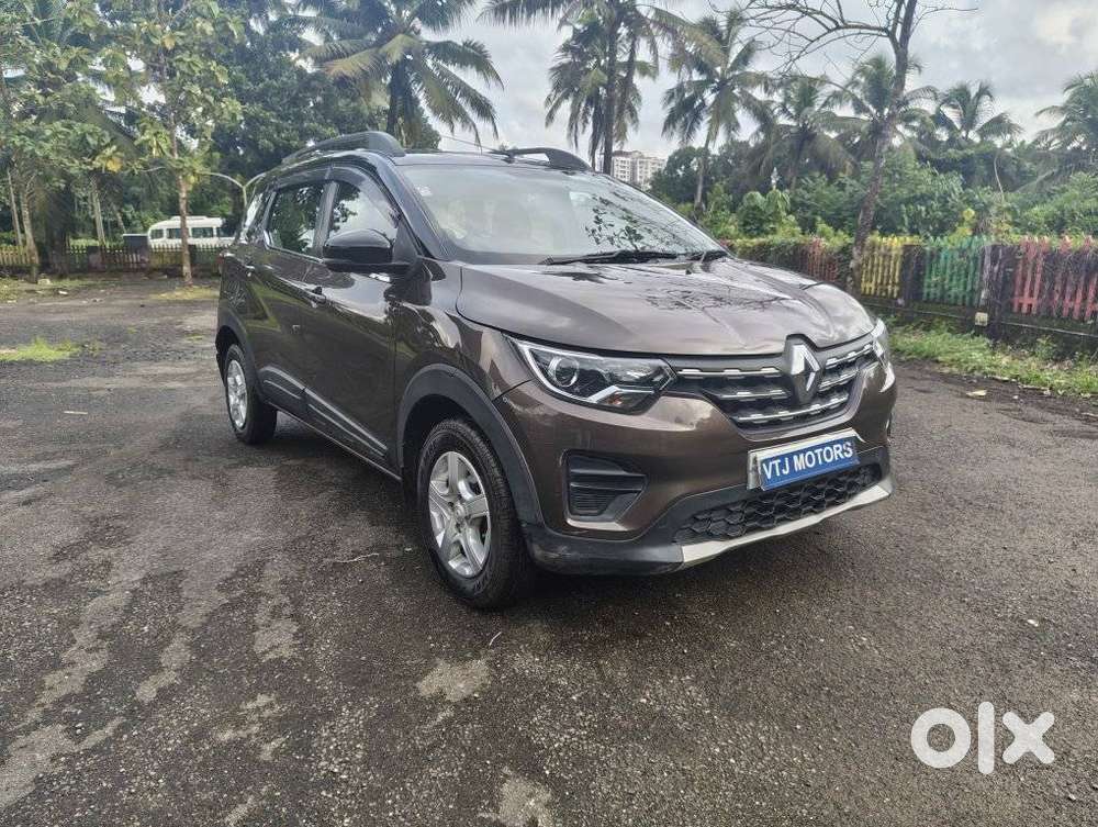Renault Triber Rxt, 2022, Petrol