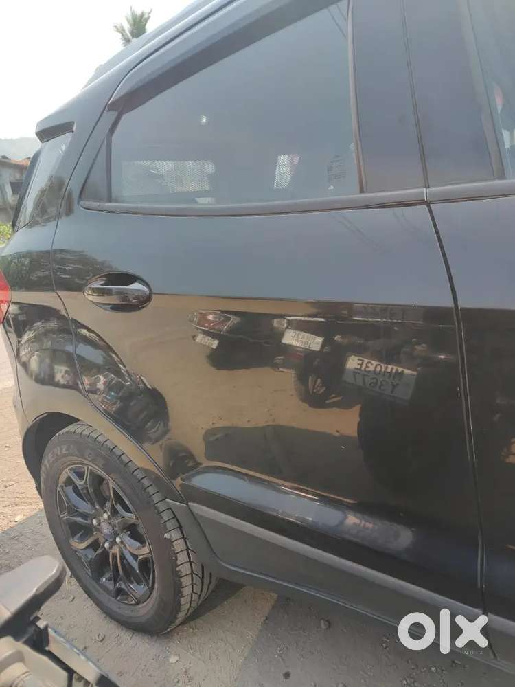 Ecosport Showroom Maintained Titanium Petrol 2015