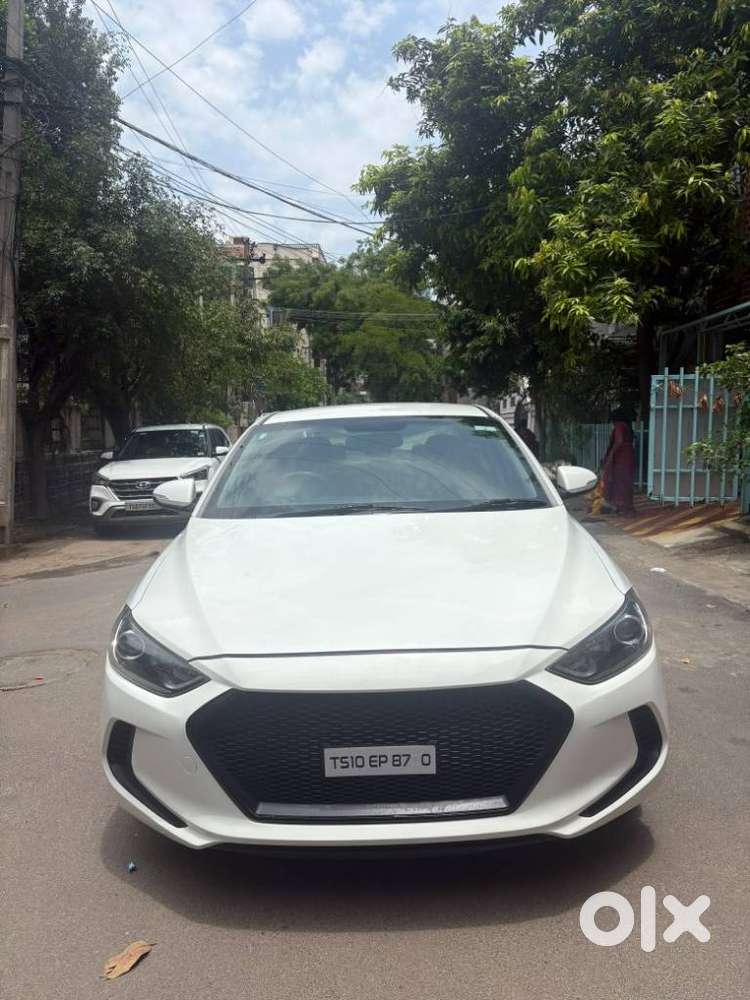 Hyundai Elantra Vtvt S, 2018, Diesel