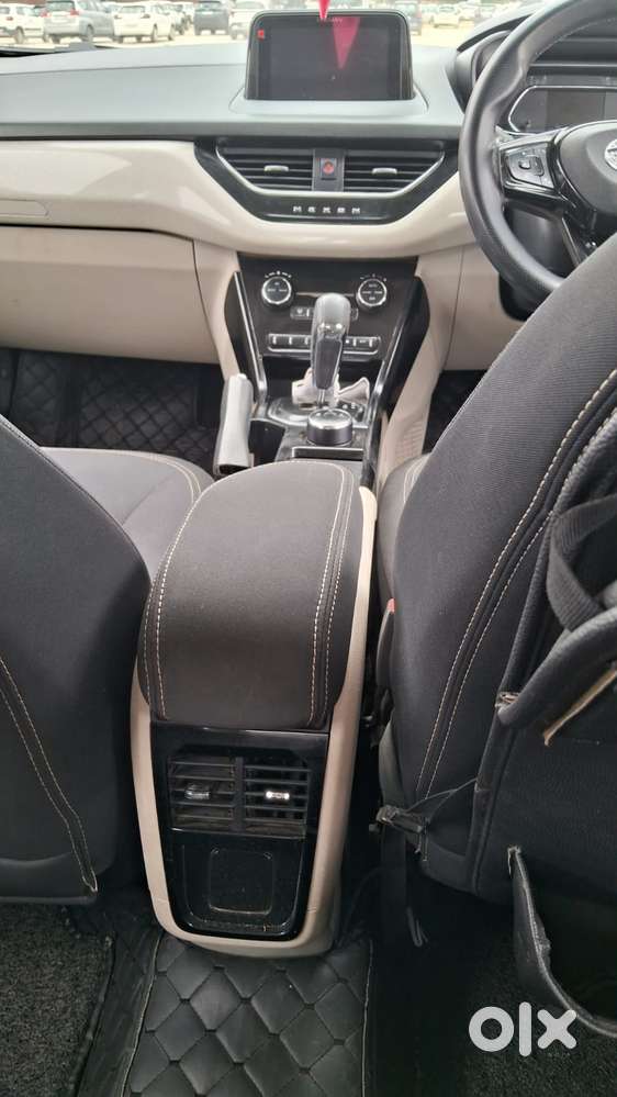 Tata Nexon 1.2 Revotron Xza Plus, 2022, Petrol
