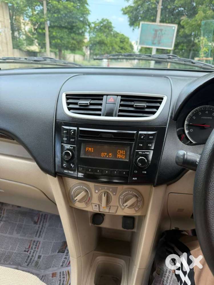 Maruti Suzuki Swift Dzire 1.2 Vxi, 2015, Cng & Hybrids