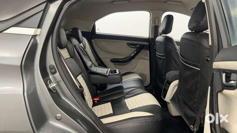 Tata Nexon 1.2 Revotron Xza Plus, 2022, Petrol