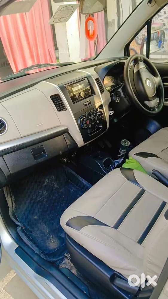 2016 Model  Company Fitted Cng   5 Years And 6.months.left Of This Car