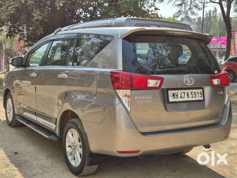 Toyota Innova Crysta 2.4 Vx Mt 8s, 2016, Diesel